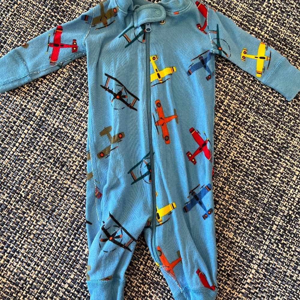 Hanna Anderson airplane pajama 0-3 mo